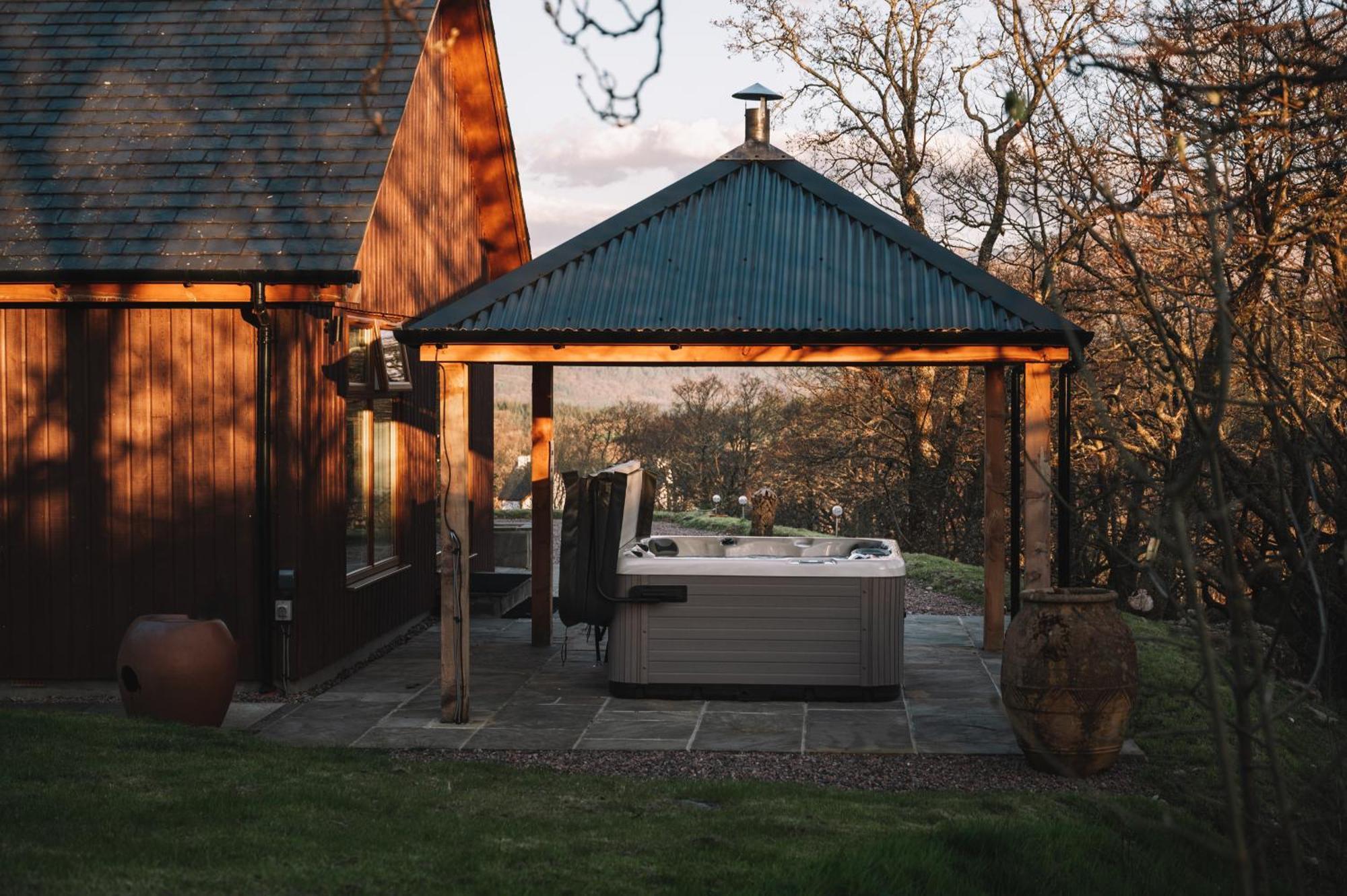 Inverskilavulin Estate Lodges 포트 윌리엄 외부 사진