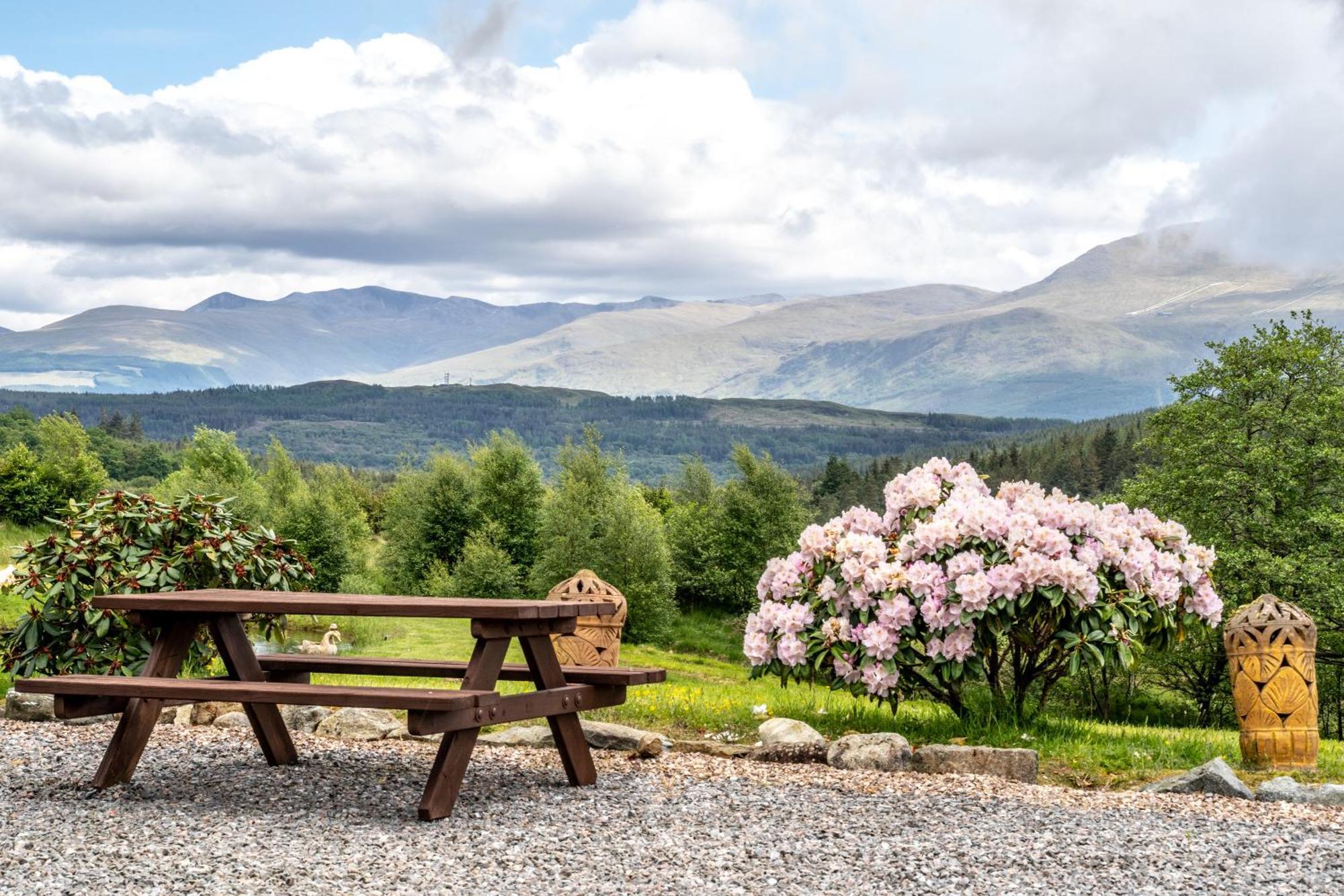 Inverskilavulin Estate Lodges 포트 윌리엄 외부 사진